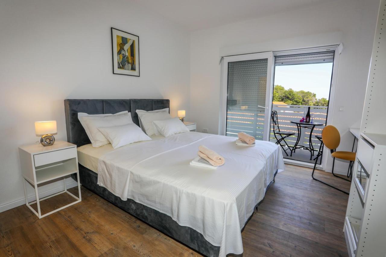 Stella Maris, Hvar - Rooms With A Balcony And A Stunning Sea View Hvar Town Extérieur photo