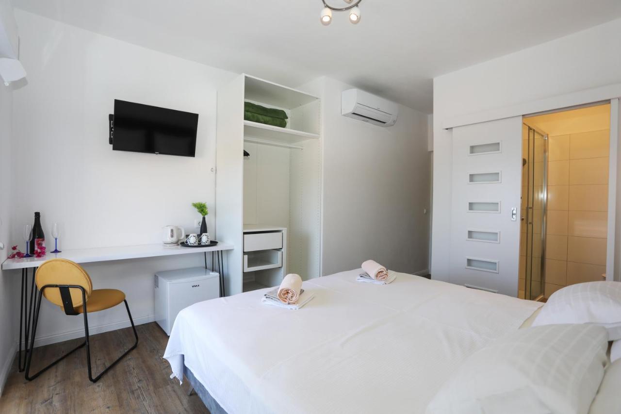 Stella Maris, Hvar - Rooms With A Balcony And A Stunning Sea View Hvar Town Extérieur photo